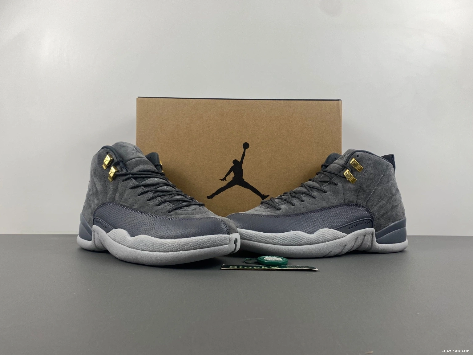 12 Dark Grey Retro Jordan 130690-005 - Men's 0419